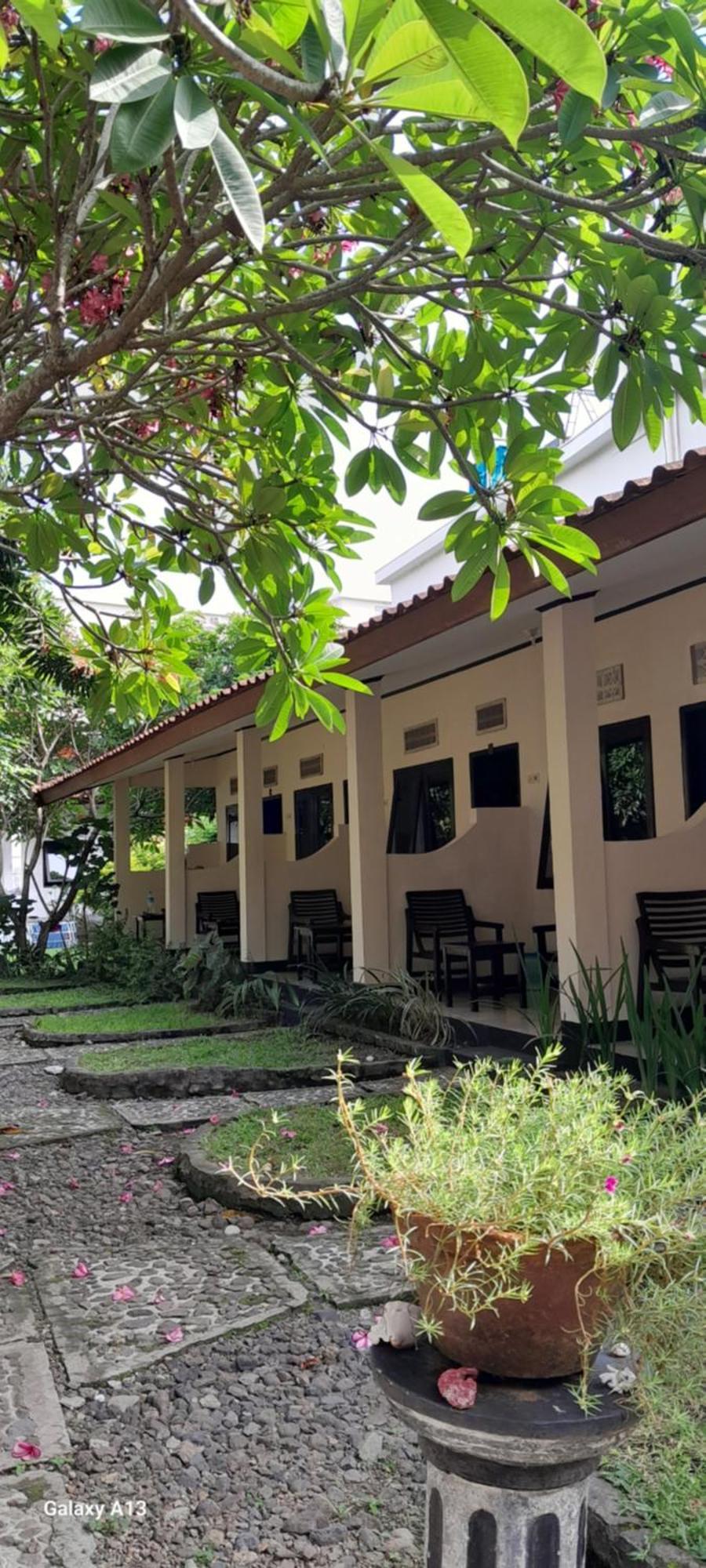 Indah Homestay And Cooking Classes Senggigi Exterior photo